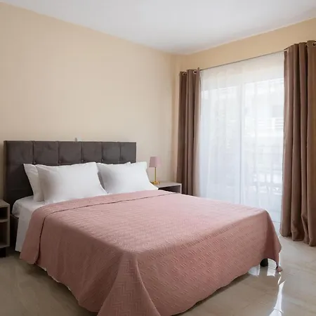Lampraki Luxury