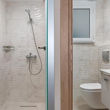 Апартаменти Lampraki Luxury